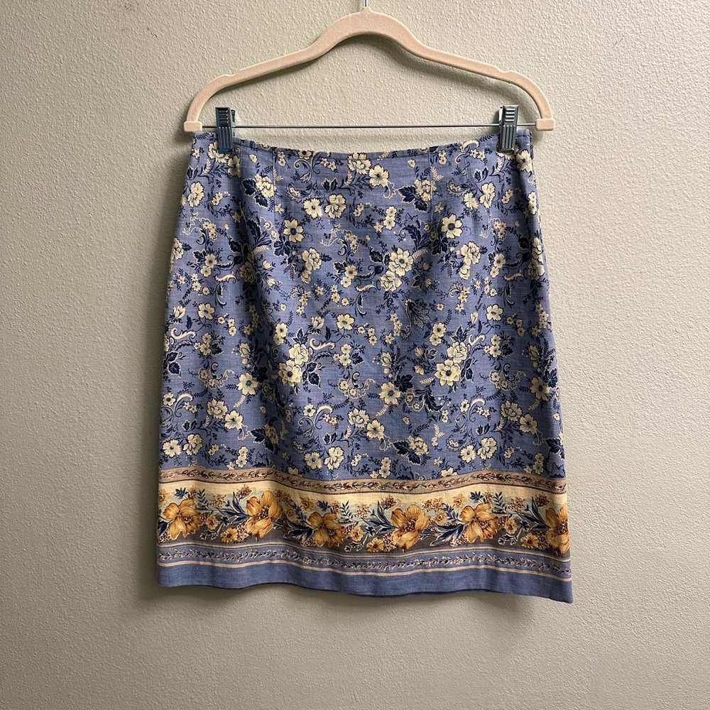 Talbots Floral Pencil Skirt Size 12 Light Blue and Cream